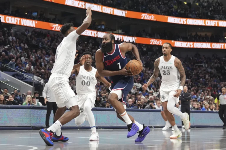 Norman Powell Leads Clippers Past Shorthanded Mavericks in Dominant Win