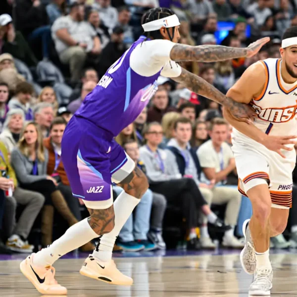 Devin Booker and Kevin Durant Shine in Suns’ High-Scoring Win Over Jazz