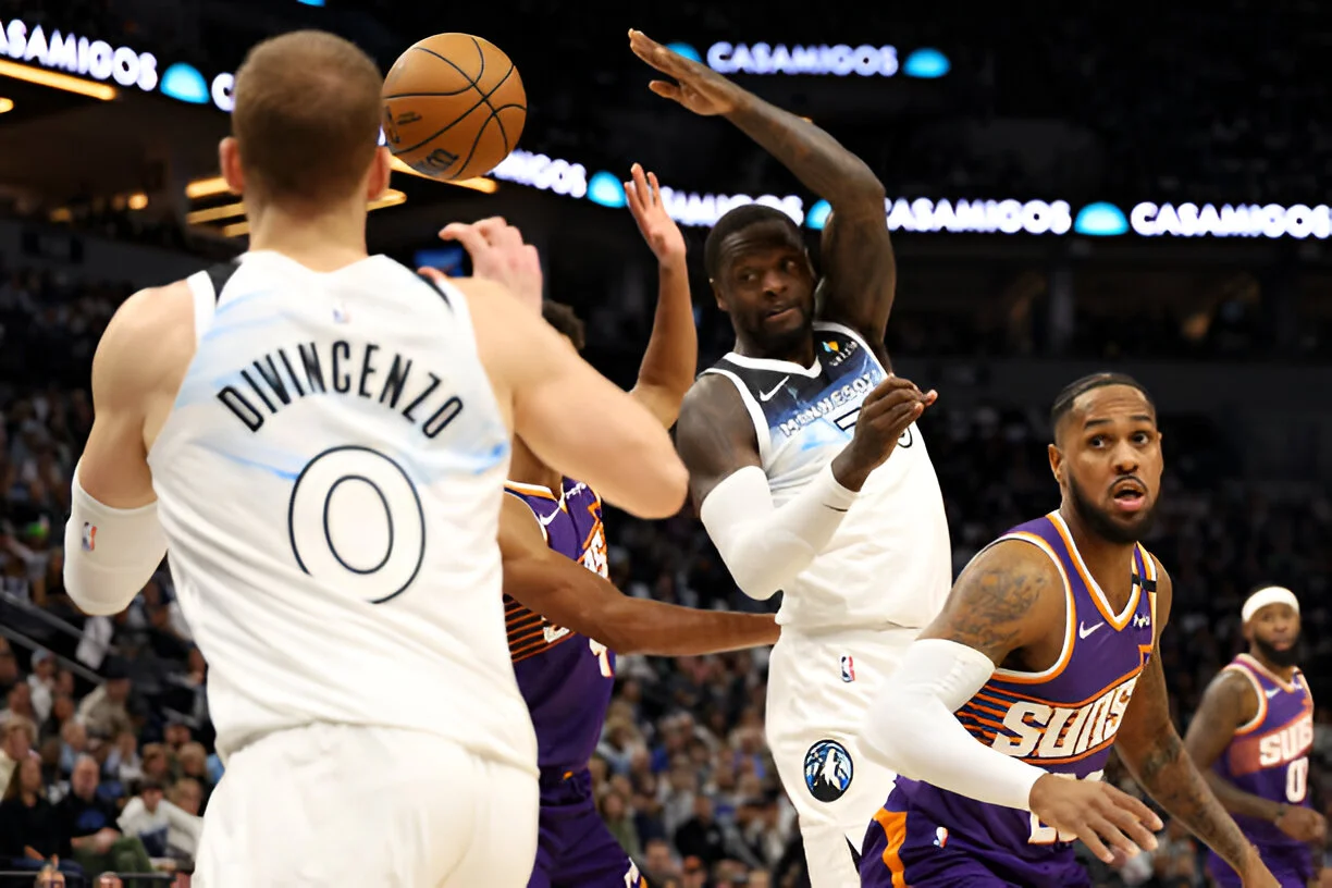 Julius Randle Hits Buzzer-Beating 3-Pointer to Lift Timberwolves Over Suns in Thrilling Finish