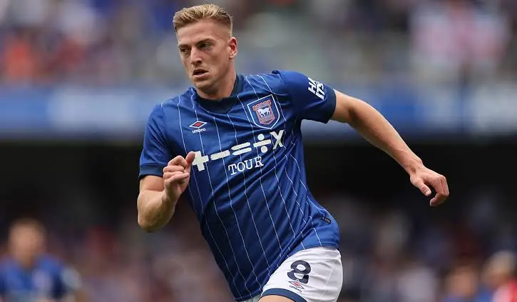 Chelsea Eye Premier League Prodigy as Their Next No. 9