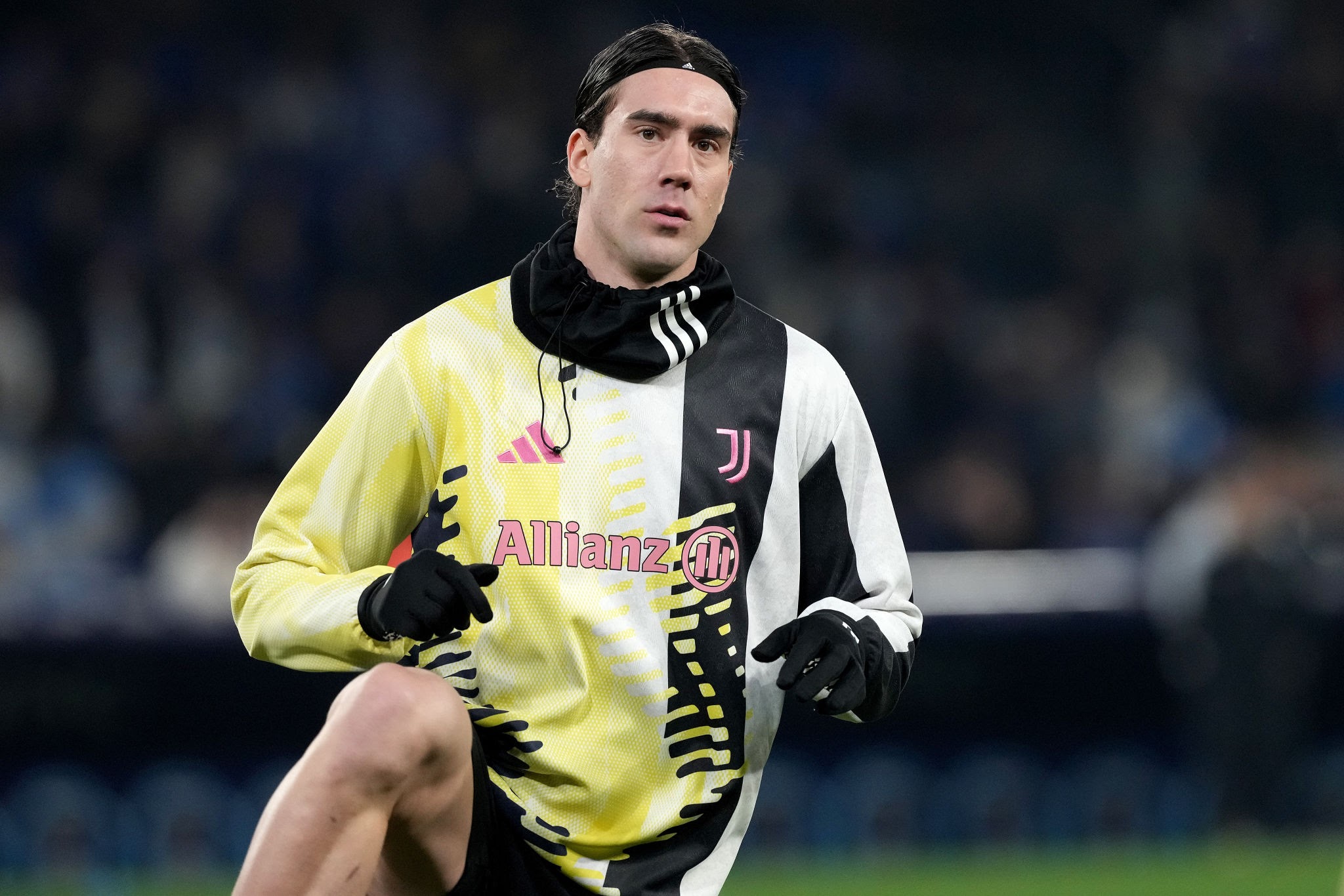 Arsenal Transfer Shock: Gunners Set to Snare Serie A’s Top Striker at a Bargain