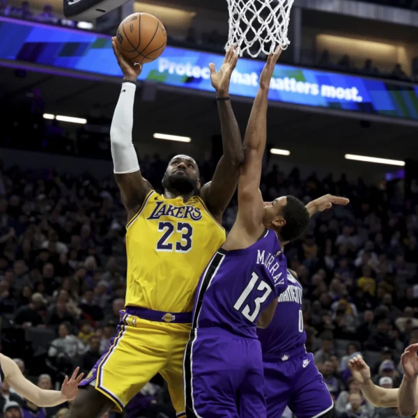 LeBron James Shatters NBA Minutes Record as Lakers Top Kings.