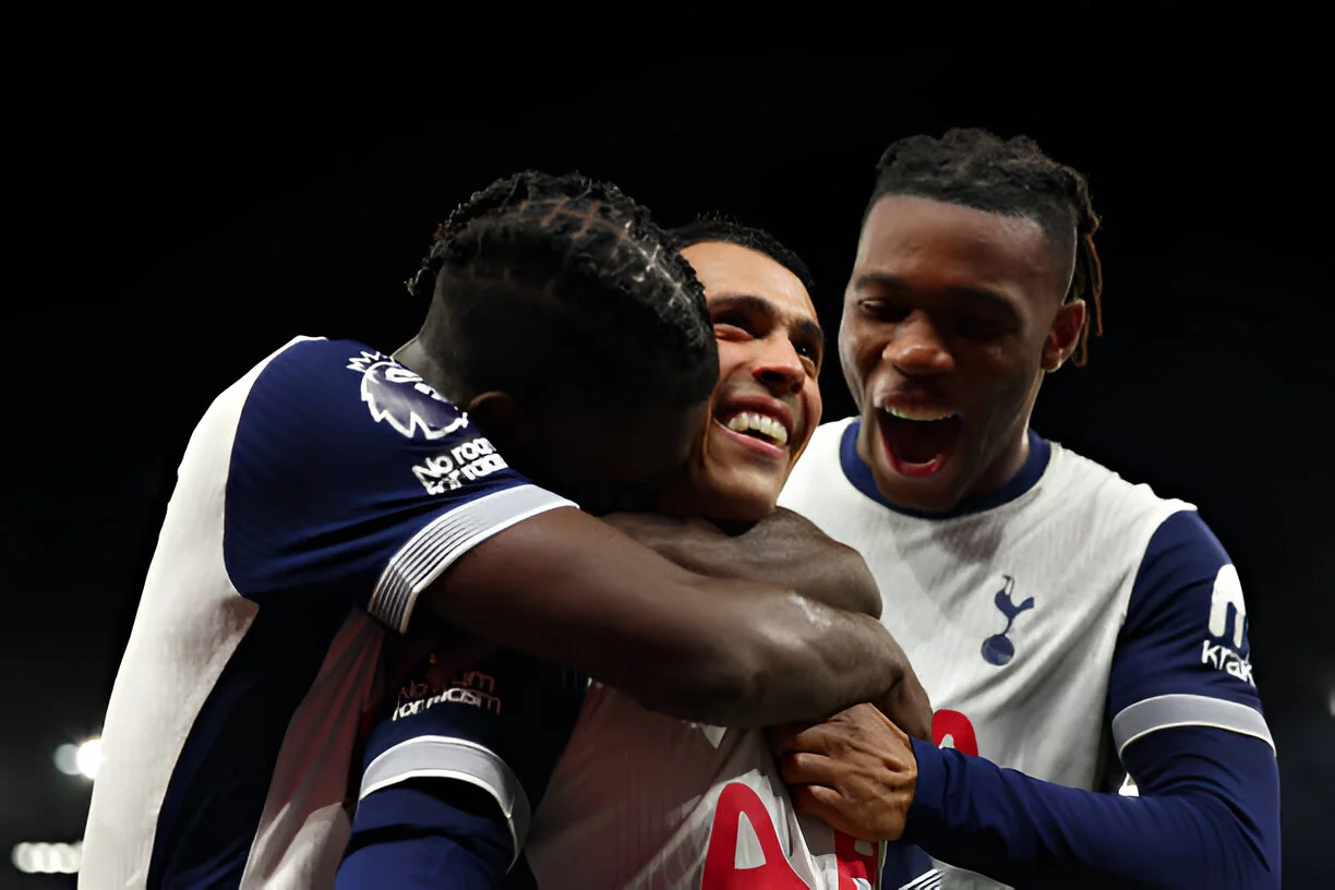 Tottenham Dominate Manchester City with a Resounding 4-0 Victory