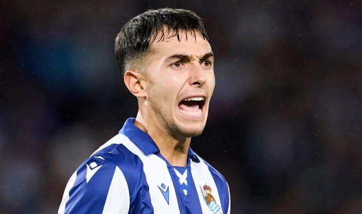 Arsenal’s Pursuit of Martin Zubimendi Faces Major Challenge Amid Real Madrid Interest