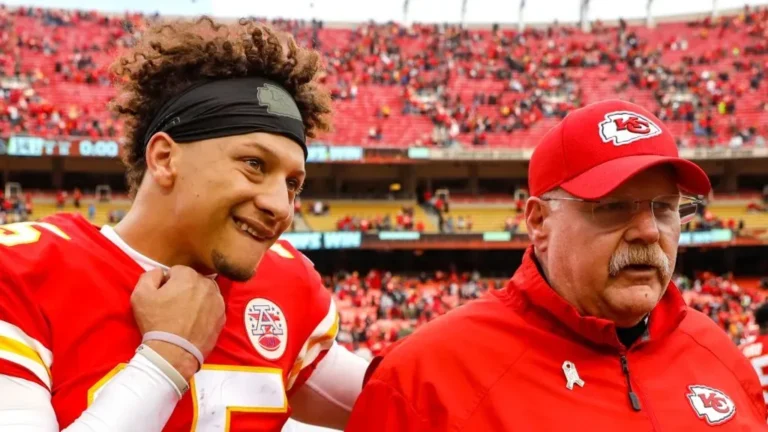 Patrick Mahomes Addresses Future Concerns, Exudes Confidence Ahead of NFL Playoffs