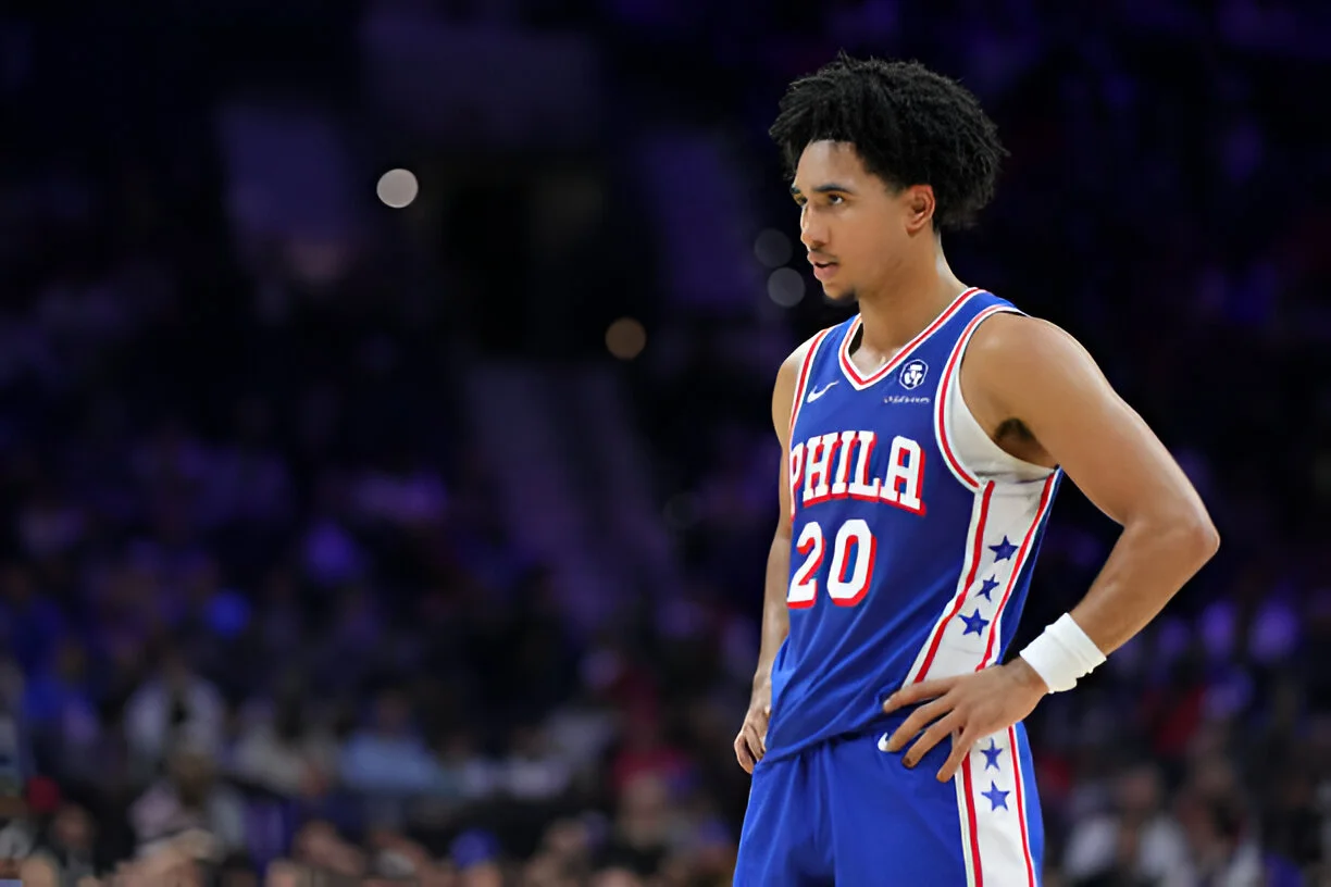 Philadelphia 76ers edge past Charlotte Hornets thanks to an amazing performance.
