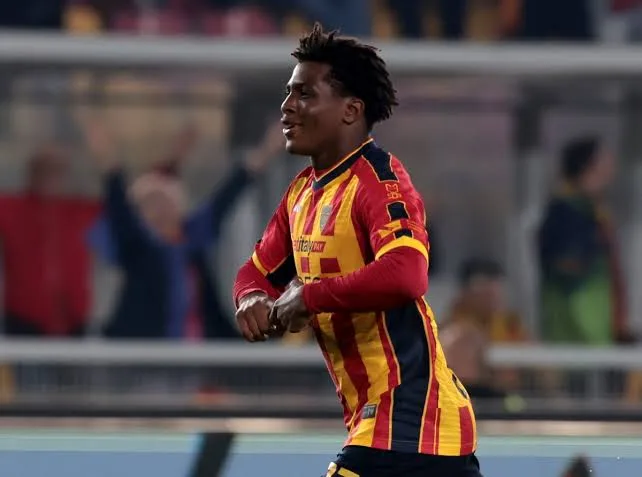 Manchester United Increases Bid for Patrick Dorgu as Lecce Agrees to Transfer