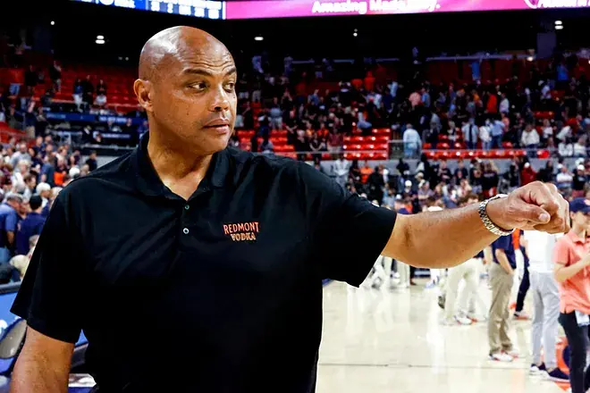 Charles Barkley Slams NBA GMs for Overlooking Dalton Knecht as Lakers’ Rookie Impresses