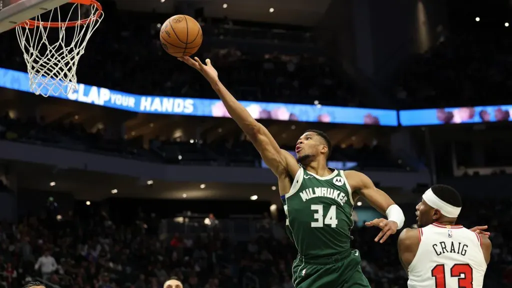 Giannis Antetokounmpo’s Optimism Shines as Bucks Fight to Overcome Early Struggles