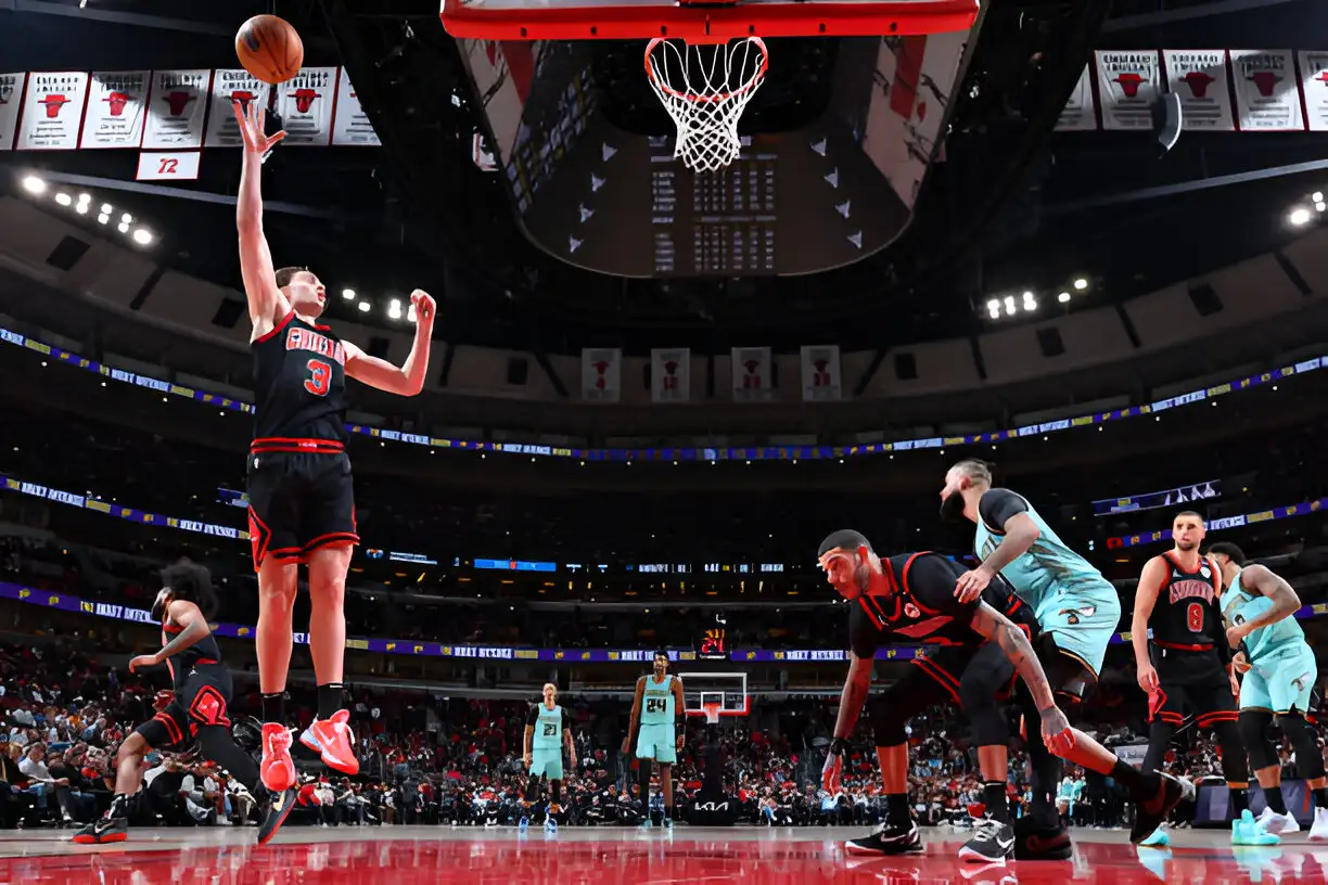Bulls Bounce Back with Commanding Win Over Hornets, 109-95