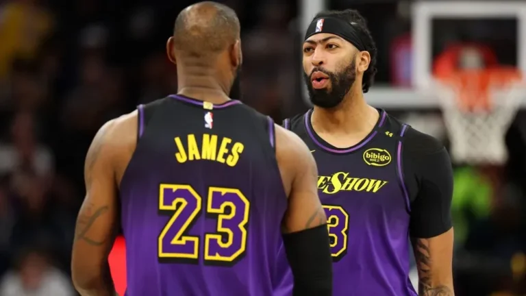Anthony Davis Reflects on LeBron James’ Impact During His Absence and Lakers’ Defensive Revival