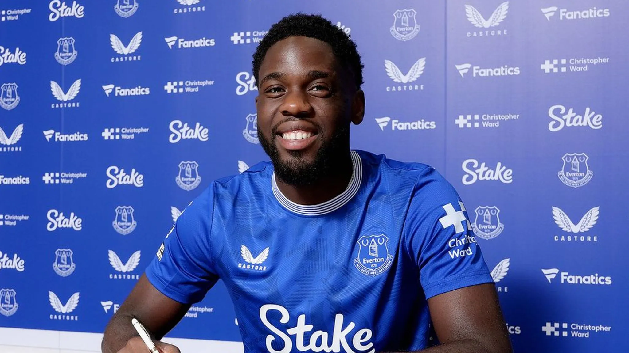 Everton Eye Permanent Move for Orel Mangala Amid Lyon Financial Turmoil