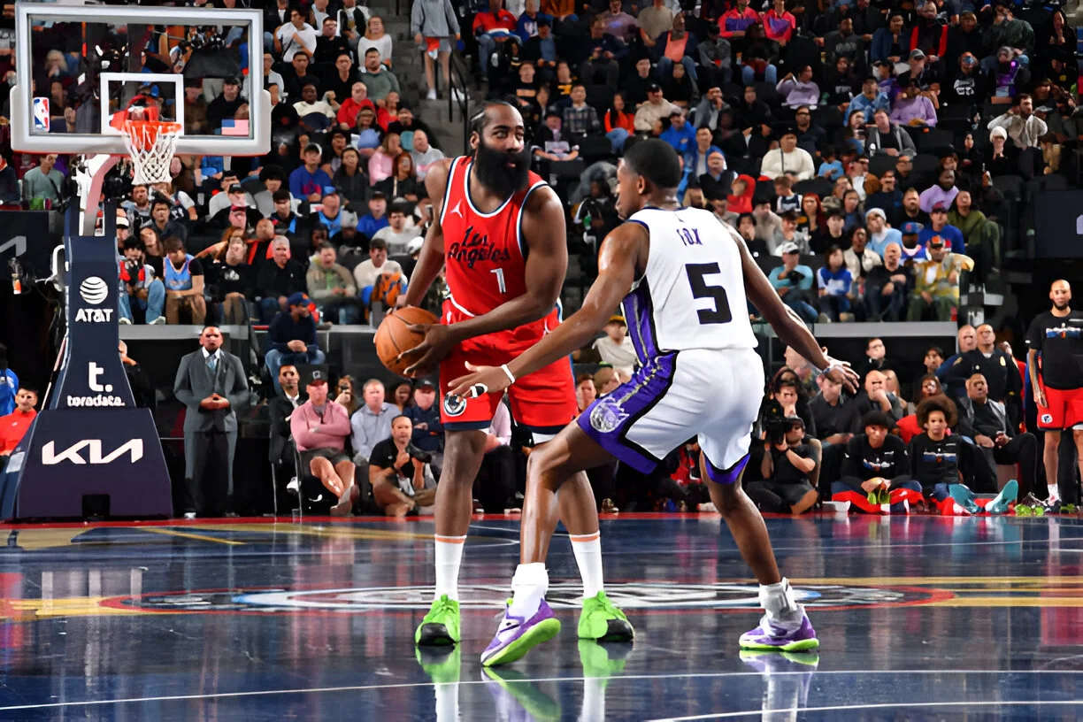 Clippers Dominate Kings to Extend Home Streak, Secure NBA Cup Win
