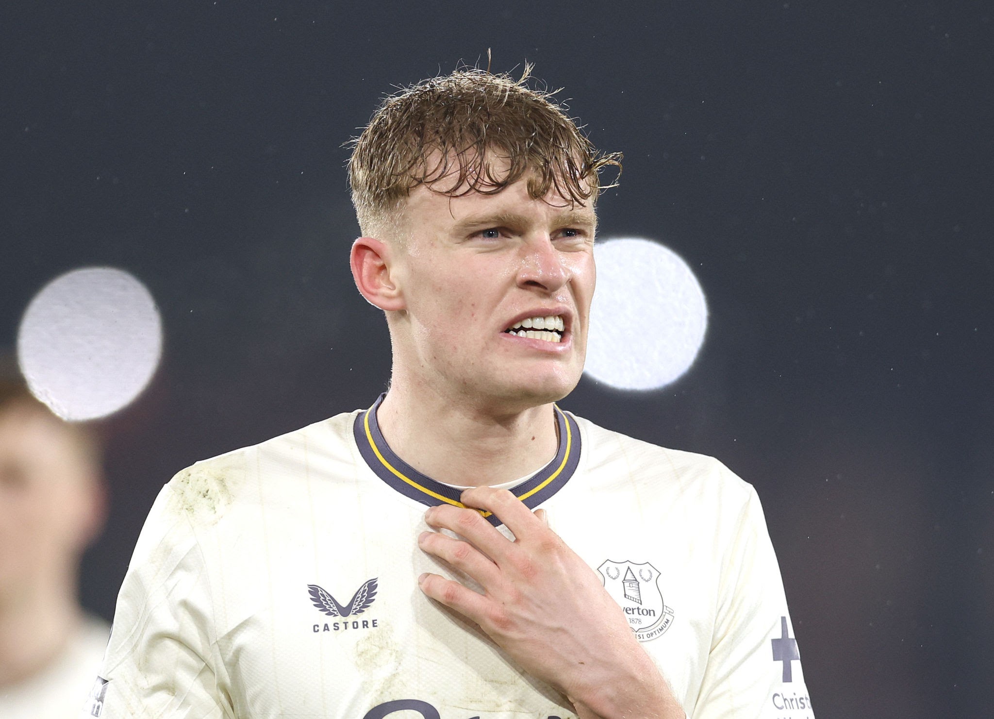 Everton’s Defensive Prodigy Branthwaite to Stay for Another Year Amid Transfer Buzz