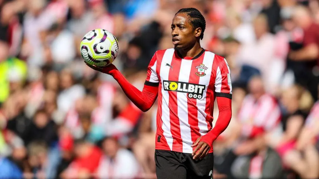 Southampton in Race Against Time to Renew Walker-Peters’ Contract