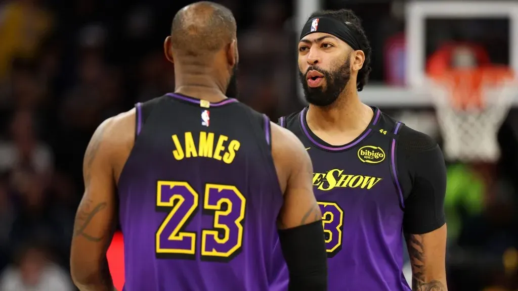 Anthony Davis Reflects on LeBron James’ Impact During His Absence and Lakers’ Defensive Revival
