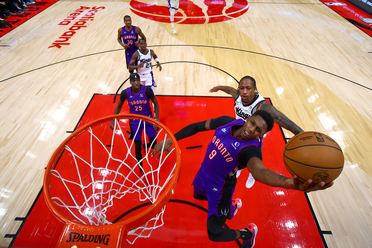 The Raptors win it against the Kings ending in a drama.