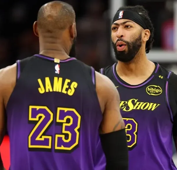 Anthony Davis Reflects on LeBron James’ Impact During His Absence and Lakers’ Defensive Revival
