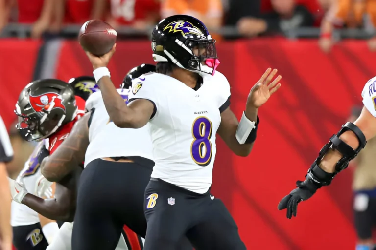 Jackson’s five TD passes are a huge advantage for Ravens over Buccaneers