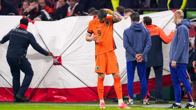 Virgil van Dijk’s Emotional Reaction to Hungary Coach’s Collapse During Netherlands Victory