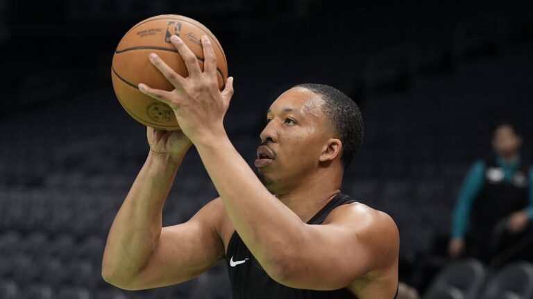 Hornets Forward Grant Williams Out for Season with Devastating Knee Injury
