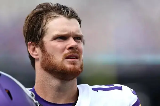 Vikings QB Sam Darnold Cleared for NFC North Showdown Against Bears