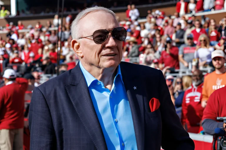 Jerry Jones Open to Extending Mike McCarthy Amid Cowboys’ Rollercoaster Season
