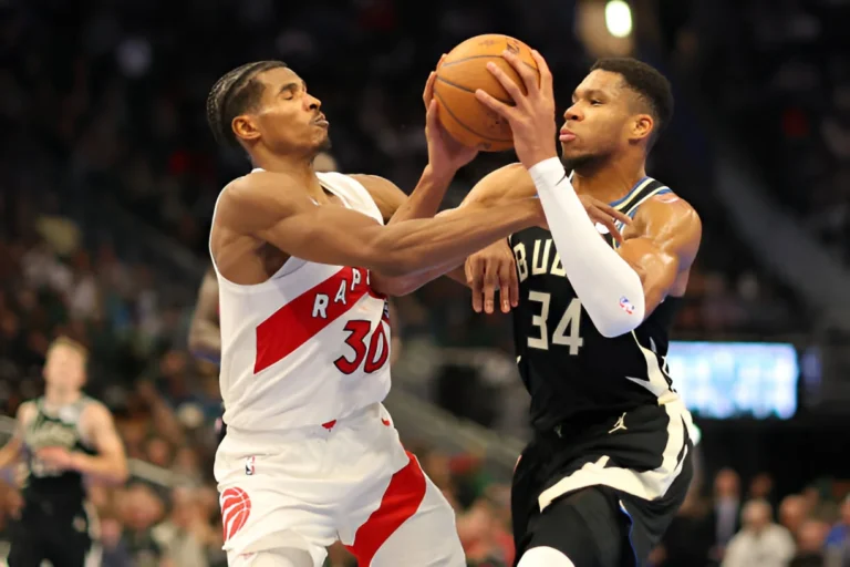Giannis leads Bucks to 99-85 win over Raptors in NBA Cup showdown