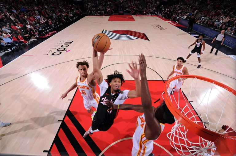 Shaedon Sharpe Shines in Clutch as Trail Blazers Hold Off Hawks for 114-110 Victory