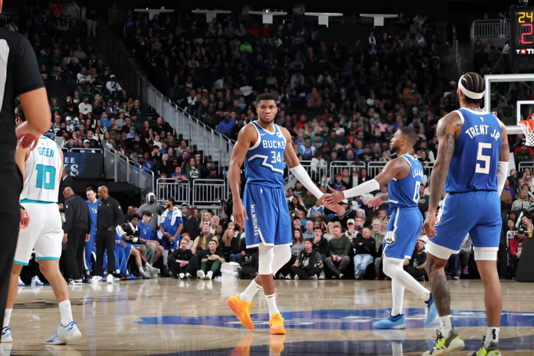 Giannis and Lillard Shine as Bucks Edge Hornets in Thriller