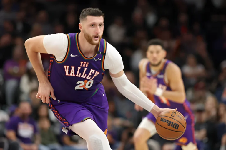 Suns Host Lakers in a Crucial Pacific Division Showdown