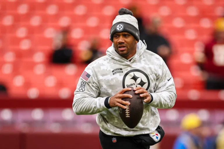 Russell Wilson Reacts to Justin Fields’ Role Amid Steelers’ Offensive Shakeup