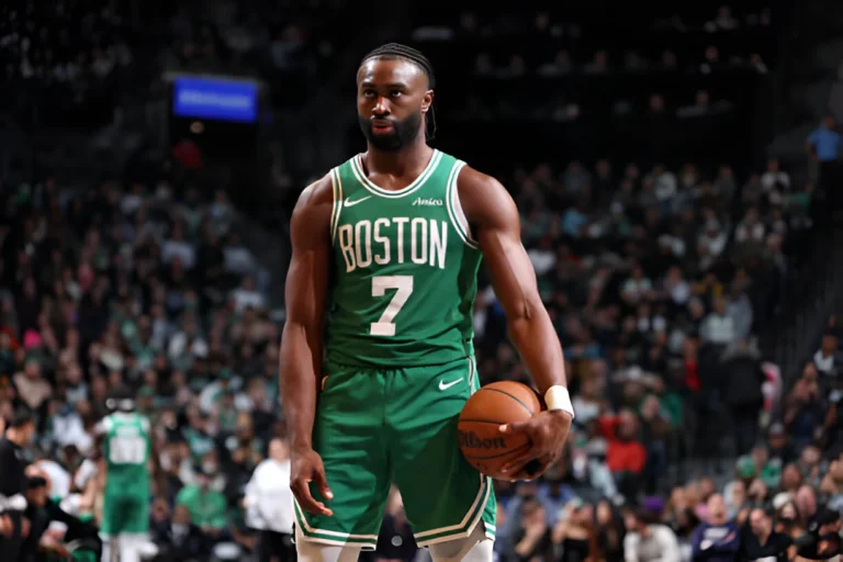 Jayson Tatum, Jaylen Brown Lead Celtics to 139-114 Blowout Over Nets, Bounce Back with Season-High Performance Jayson Tatum, Jaylen Brown Lead Celtics to 139-114 Blowout Over Nets, Bounce Back with Season-High Performance