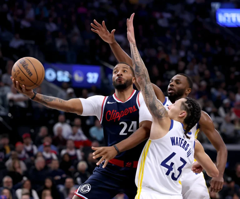 Norman Powell and Clippers Hold Off Warriors for 102-99 Victory, Extend Home Win Streak