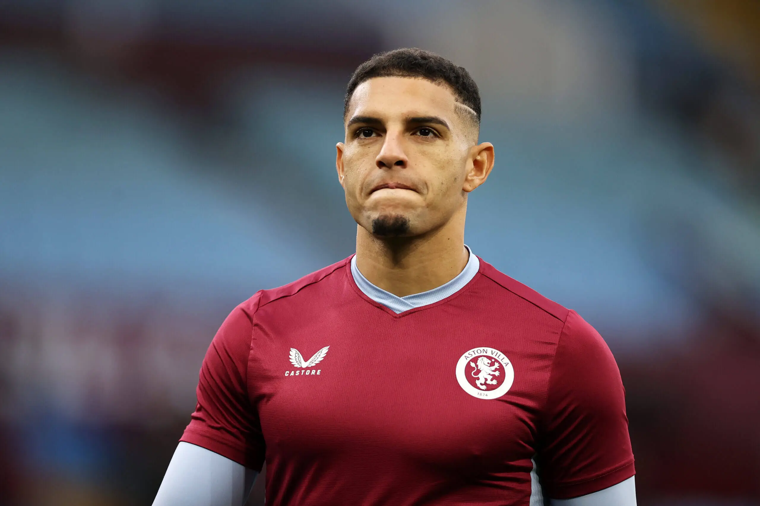 Aston Villa Transfer Update: Unai Emery Set to Consider Diego Carlos Sale in January