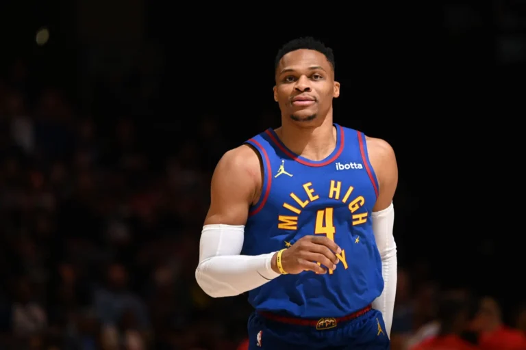 Russell Westbrook Fined ,000 for Obscene Gesture in Loss to Knicks