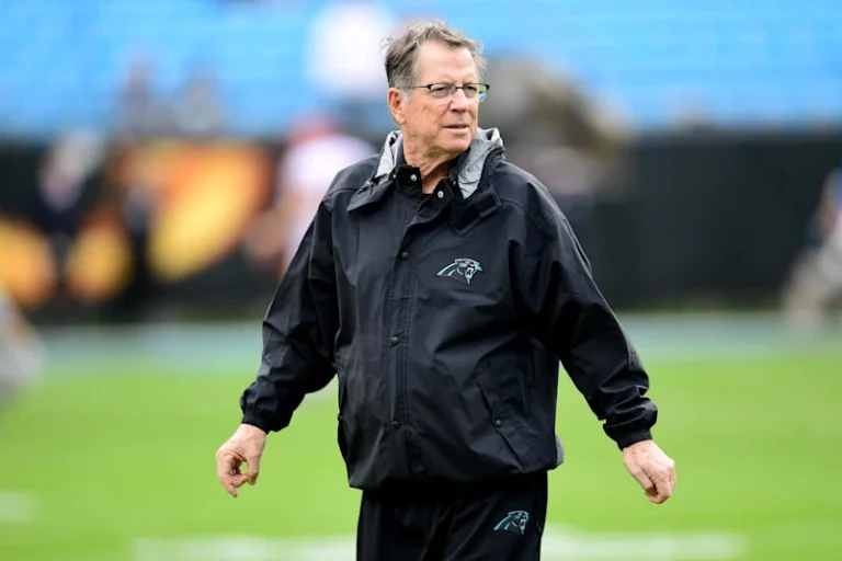 Raiders bring back Norv Turner as advisor in coaching shakeup.