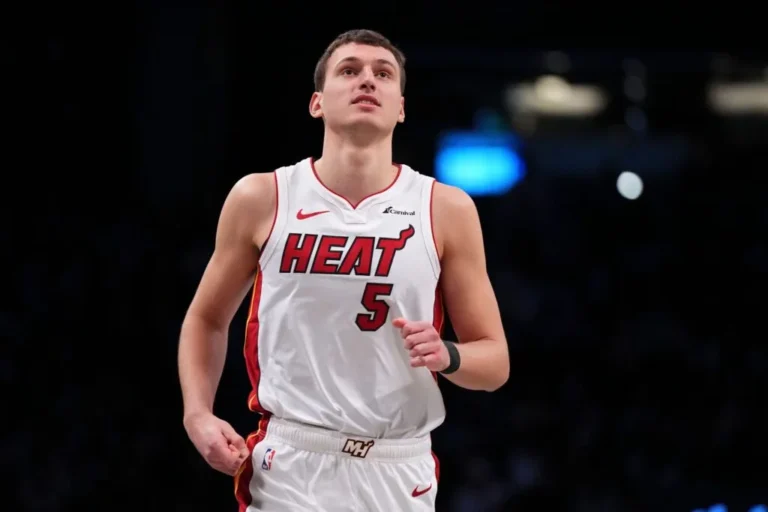 Miami Heat win it +1 against Minnesota Timberwolves.