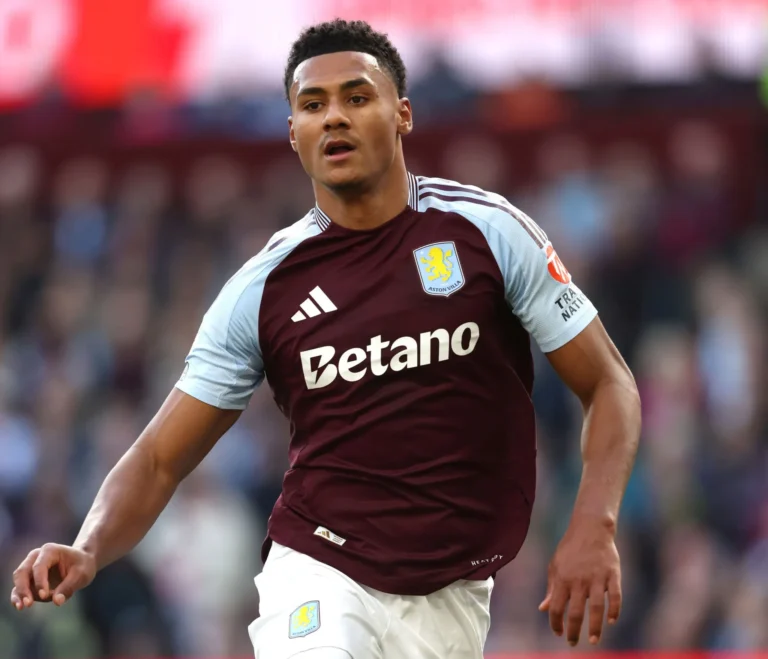 Ollie Watkins Reacts to Morgan Rogers’ Contract Extension: “Well Deserved Bro” Ollie Watkins Reacts to Morgan Rogers’ Contract Extension: “Well Deserved Bro”