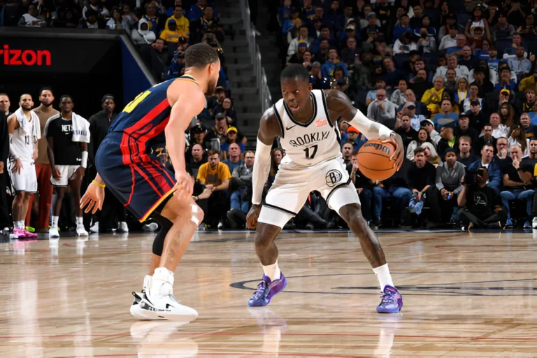 Dennis Schroder Leads Short-Handed Nets Past Warriors Dennis Schroder Leads Short-Handed Nets Past Warriors