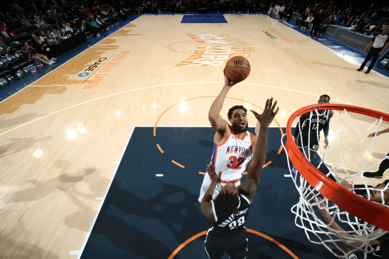 Knicks Power Through Nets for Weekend Sweep: Towns Dominates in 114-104 Win