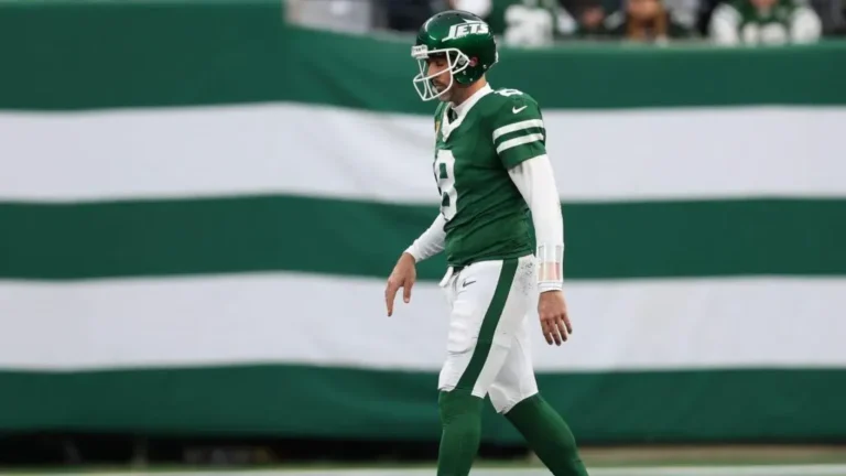 Aaron Rodgers Sets the Record Straight on Injury Scans Amid Jets’ Tumultuous Season