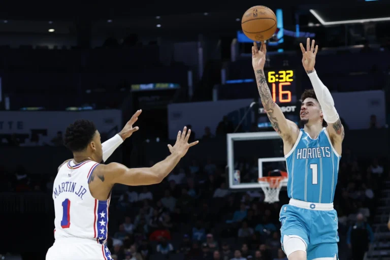 Tyrese Maxey Drops 40 as 76ers Spoil LaMelo Ball’s Return in 121-108 Win Over Hornets Tyrese Maxey Drops 40 as 76ers Spoil LaMelo Ball’s Return in 121-108 Win Over Hornets