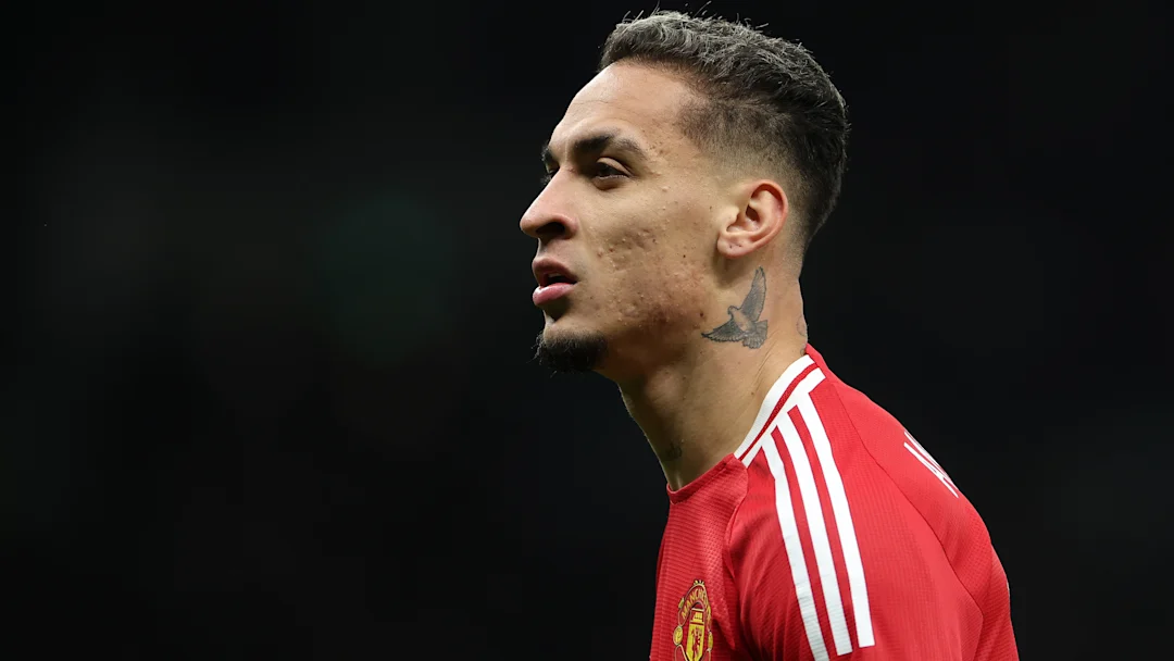 Antony in Loan Talks with Real Betis: Manchester United’s Winger Set for Temporary Move