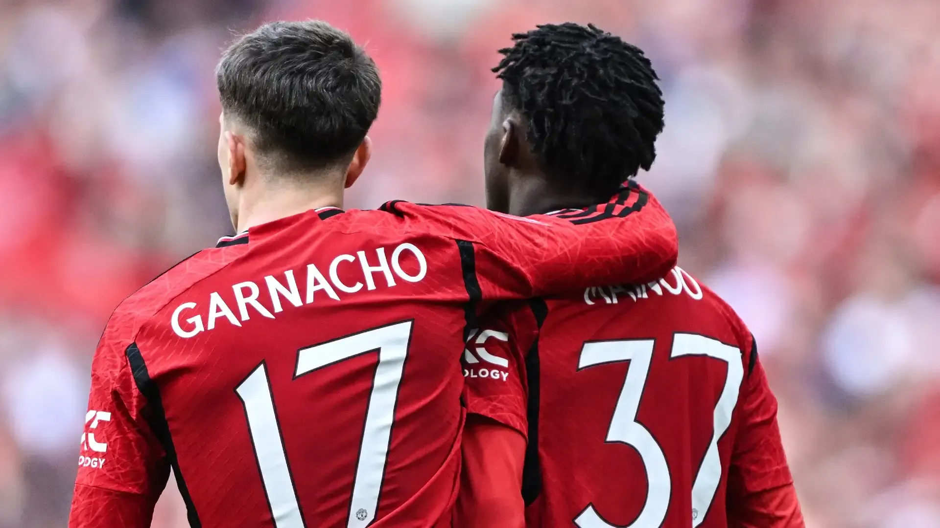 Manchester United’s January Transfer Dilemma: Rival Clubs Eyeing Home-Grown Talents Amid Financial Struggles