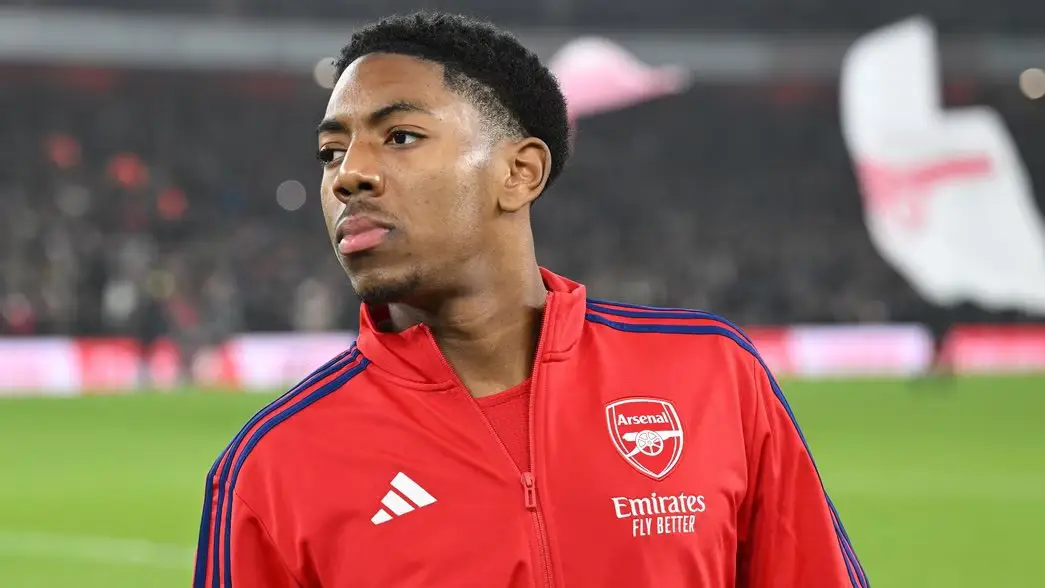 Arsenal Hit with FA Charge Following Lewis-Skelly Red Card Controversy