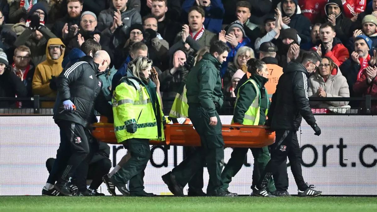 Nottingham Forest Injury Update: Taiwo Awoniyi Suffers Concussion and Broken Nose