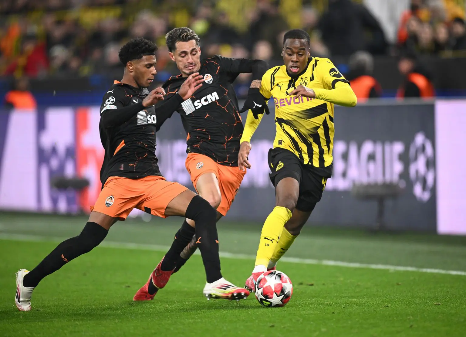 Keep an Eye on Jamie Gittens: A Must-Watch Target for Liverpool, Man United, and Chelsea?