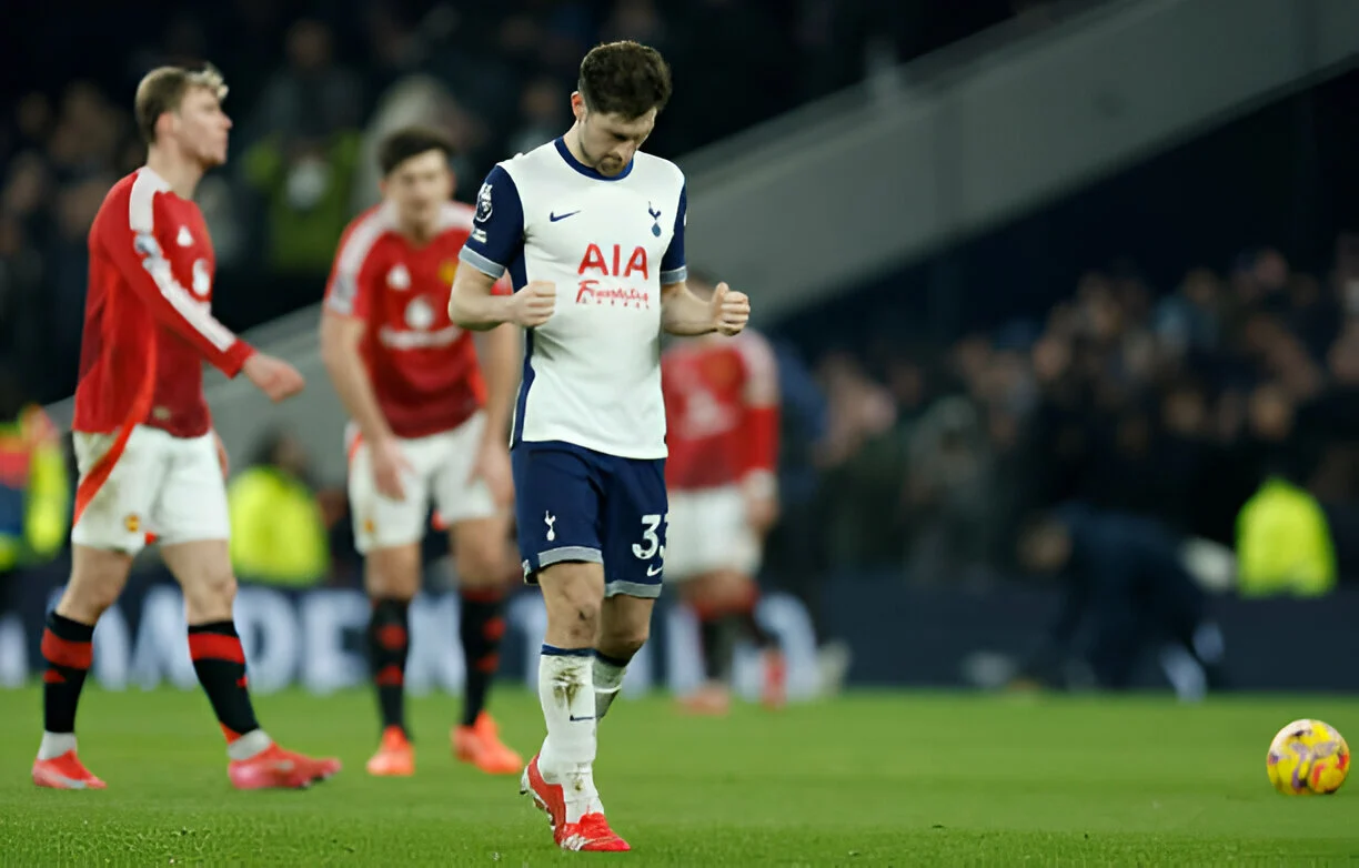 Leeds United’s Summer Transfer Ambitions: Eyes on Tottenham’s Ben Davies and More