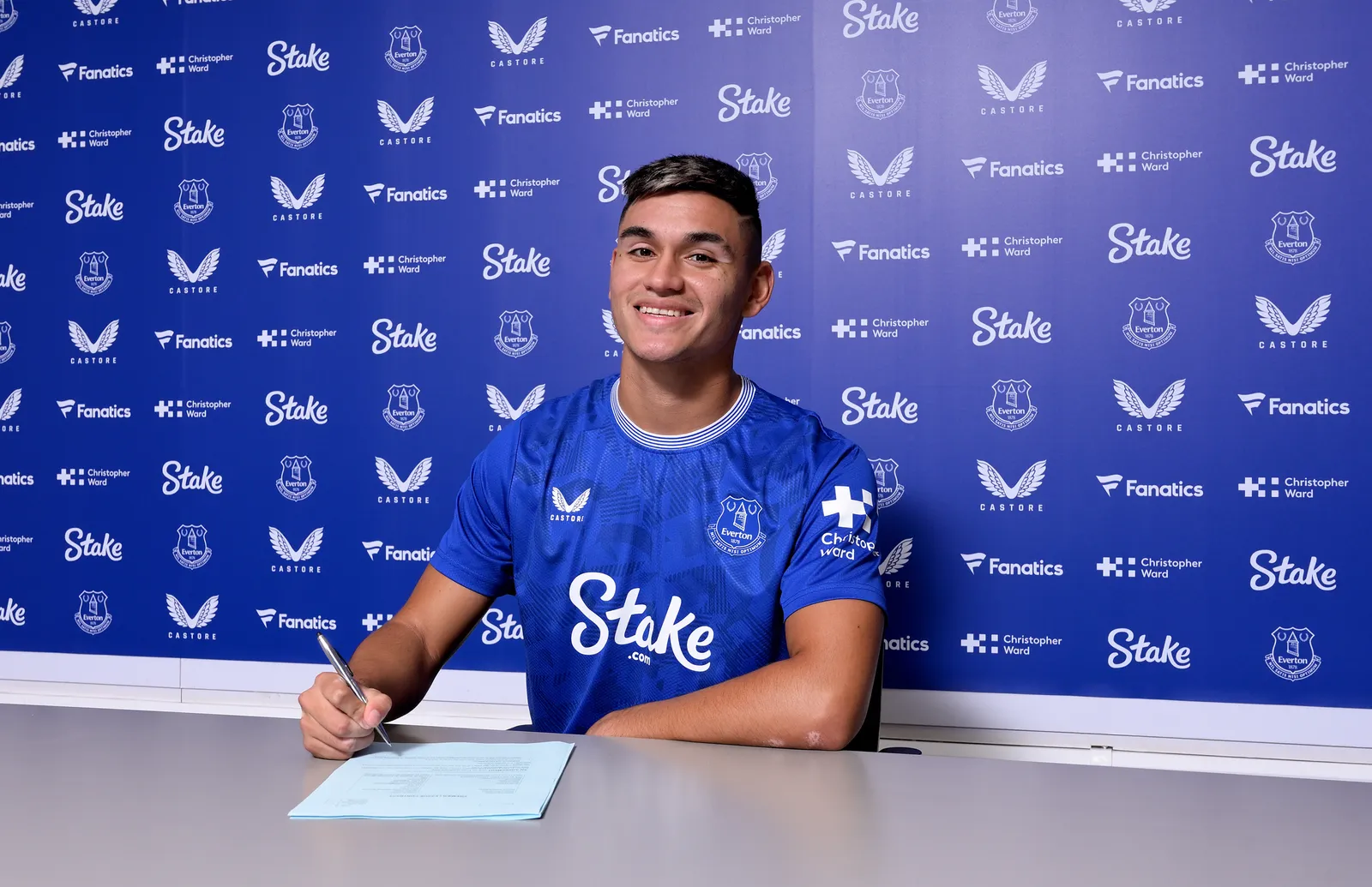 Everton Secure Charly Alcaraz in Deadline Day Swoop: Loan Terms, Shirt Number, and Reactions
